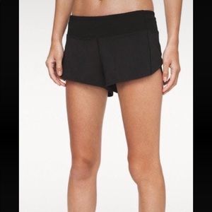 Lululemon shortie shorts